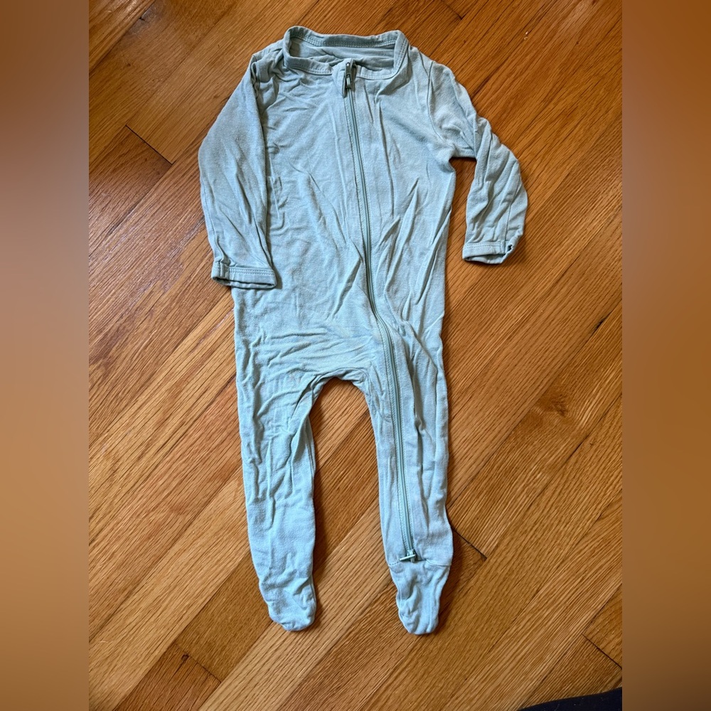 Kyte Baby Unisex Zippered Footie - Fog